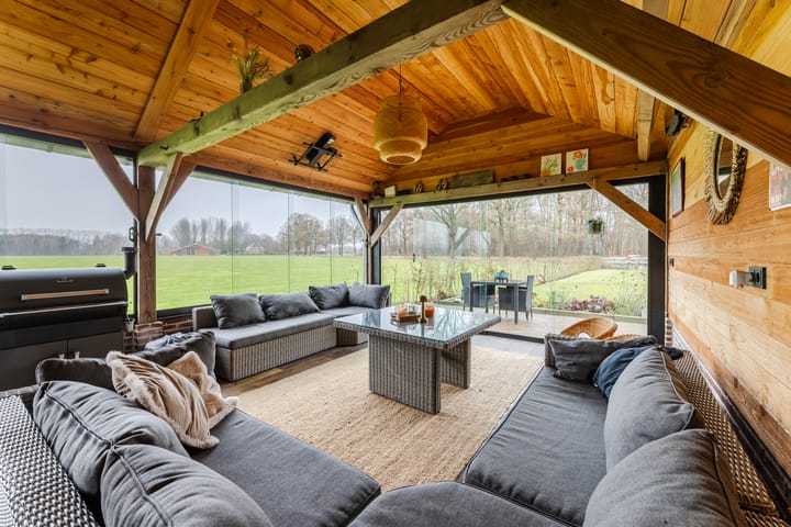 Photo 2 of Morsdijk 7-A