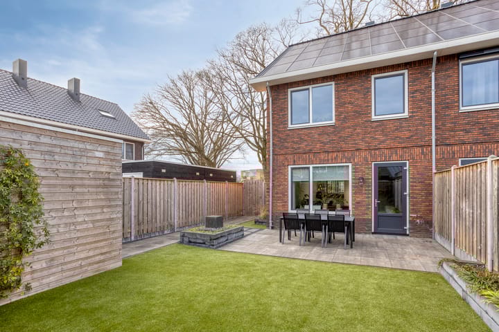 Photo 4 of Burgemeester Galleestr 67-B