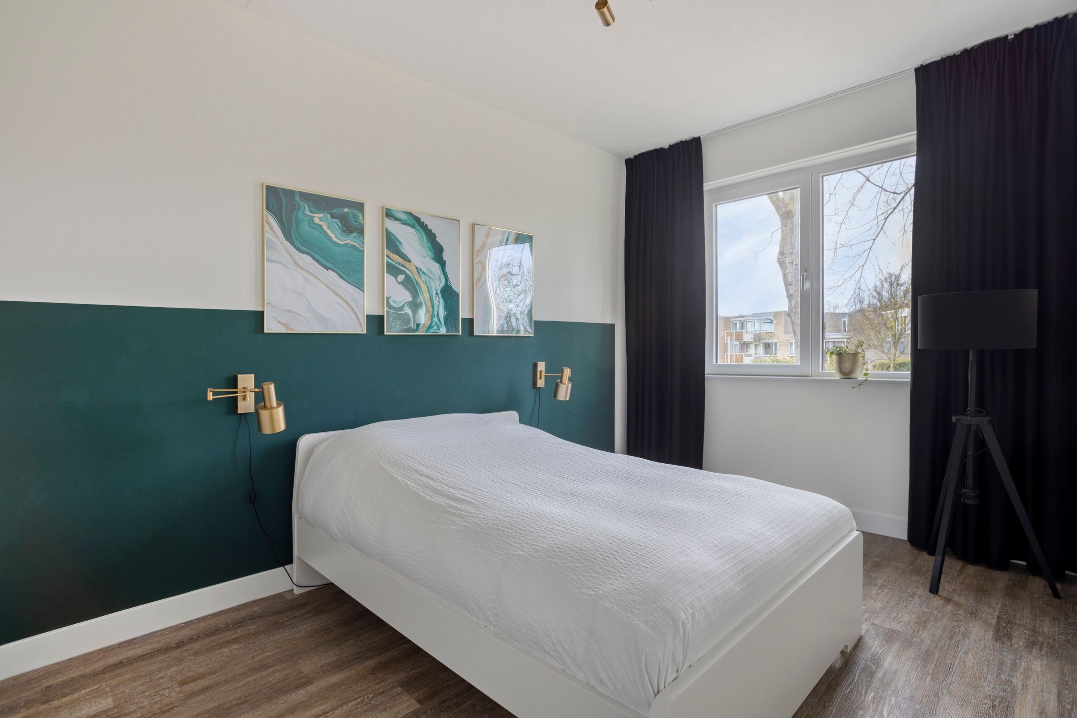 Foto 21 van Burgemeester Galleestr 67-B