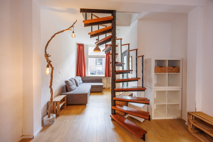 Photo 11 of Dirklangendwarsstraat 6