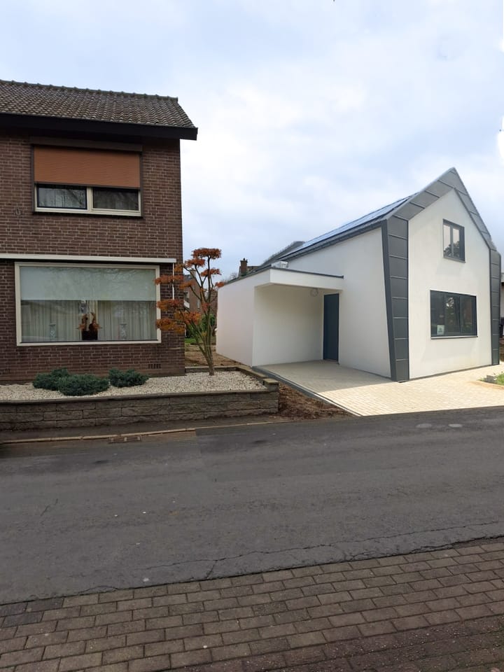 Photo 30 of Hubertusstraat 25