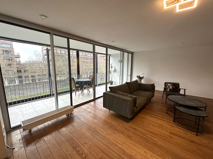 Photo 9 of Laan op Zuid 930