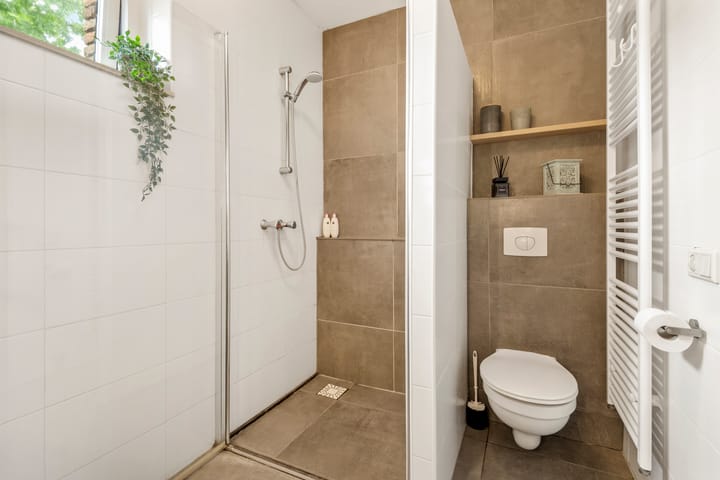 Photo 40 of Wiskestraat 8