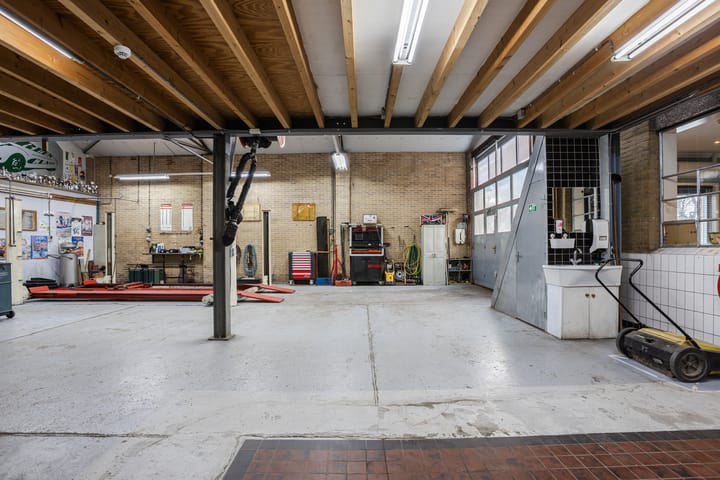 Photo 63 of Hoogeveenseweg 1