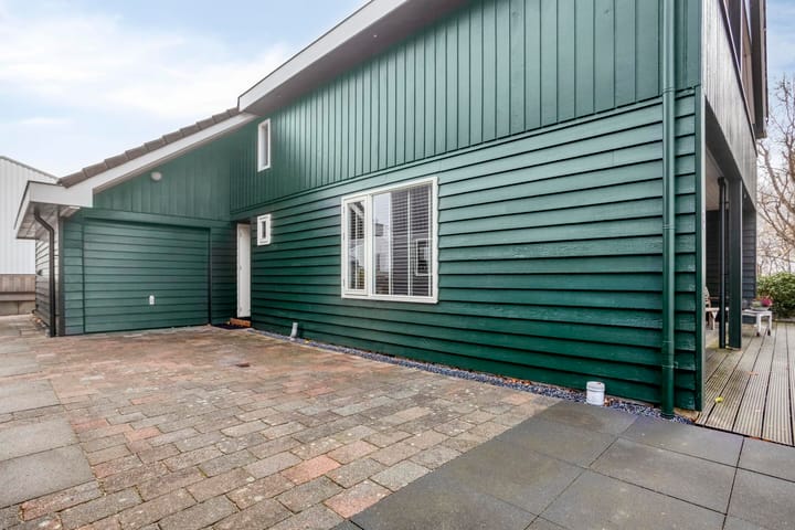 Photo 43 of Wormerringdijk 3