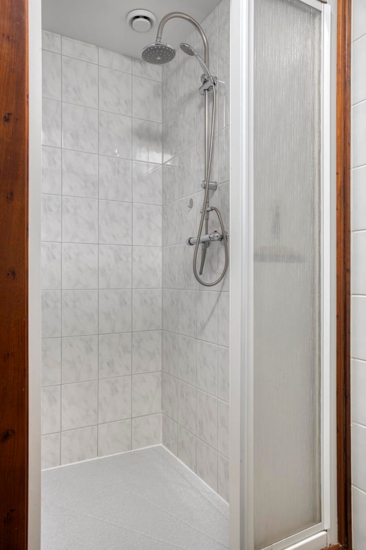 Photo 35 of Wormerringdijk 3