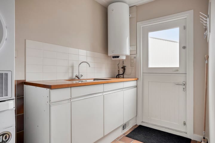 Photo 25 of Wormerringdijk 3