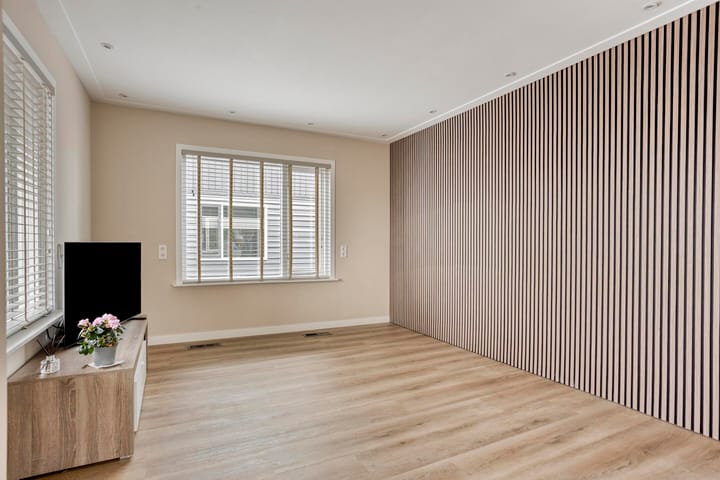 Photo 6 of Wormerringdijk 3