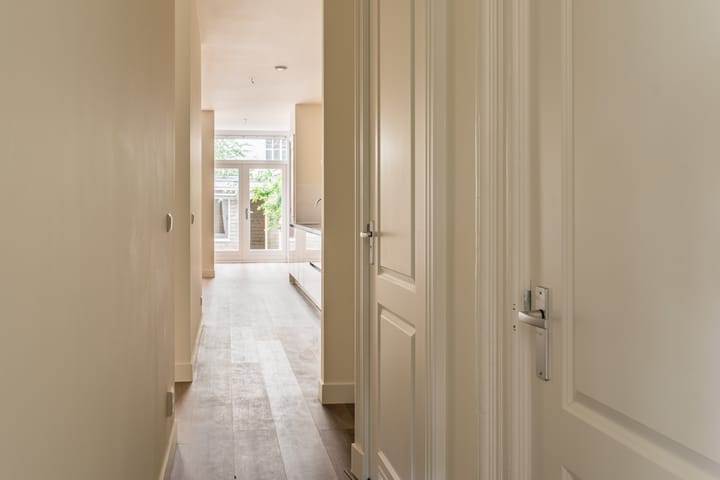 Foto 12 van Nassaukade 37-H