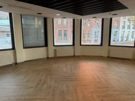 View photo 4 of Nieuwstraat 79