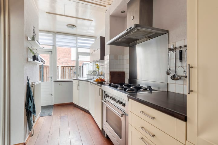 Foto 15 van Herman ten Catestraat 35