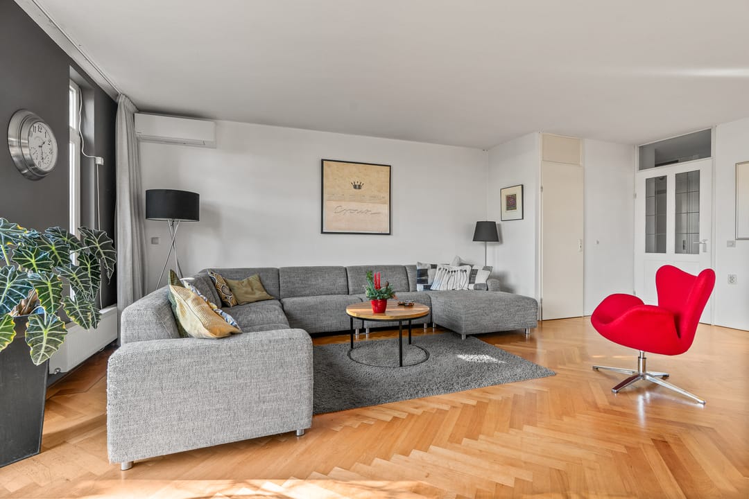 Foto 7 van Carl Zellerhof 2