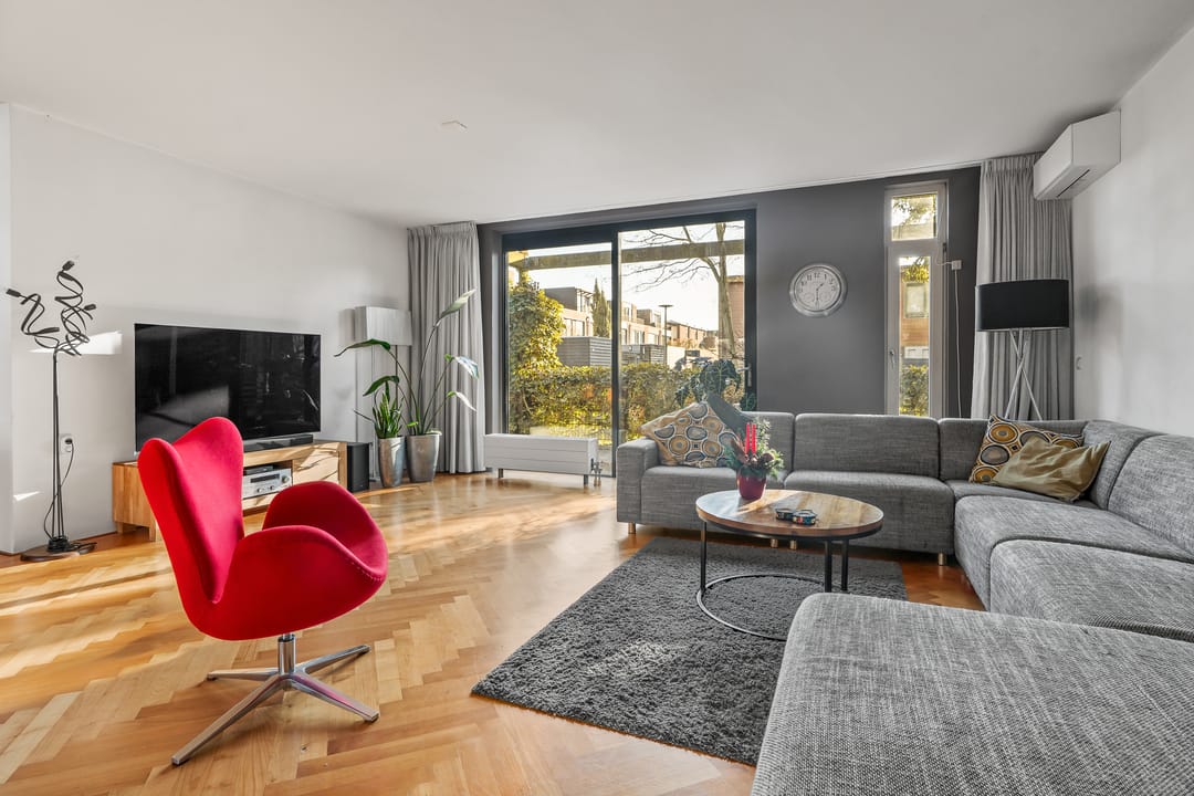 Foto 8 van Carl Zellerhof 2