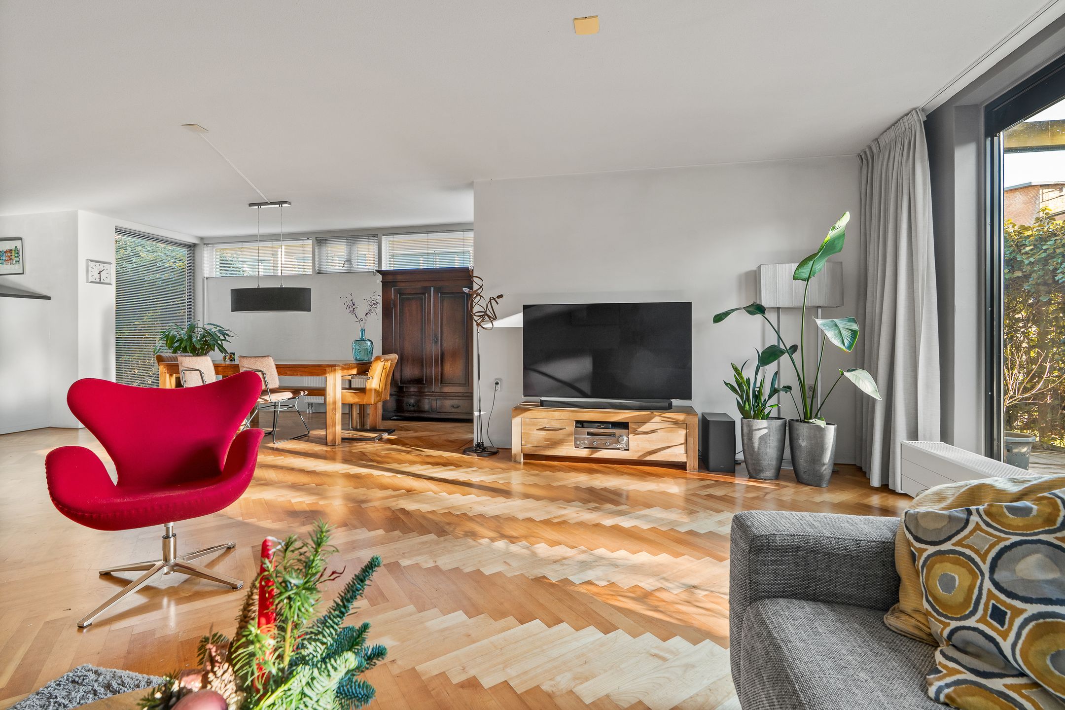 Foto 9 van Carl Zellerhof 2