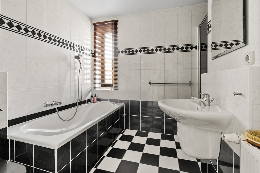 Foto 23 van Carl Zellerhof 2