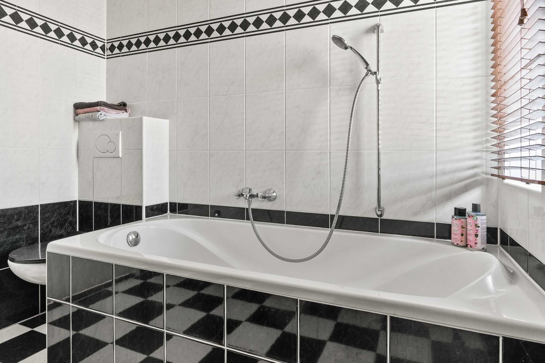 Foto 24 van Carl Zellerhof 2