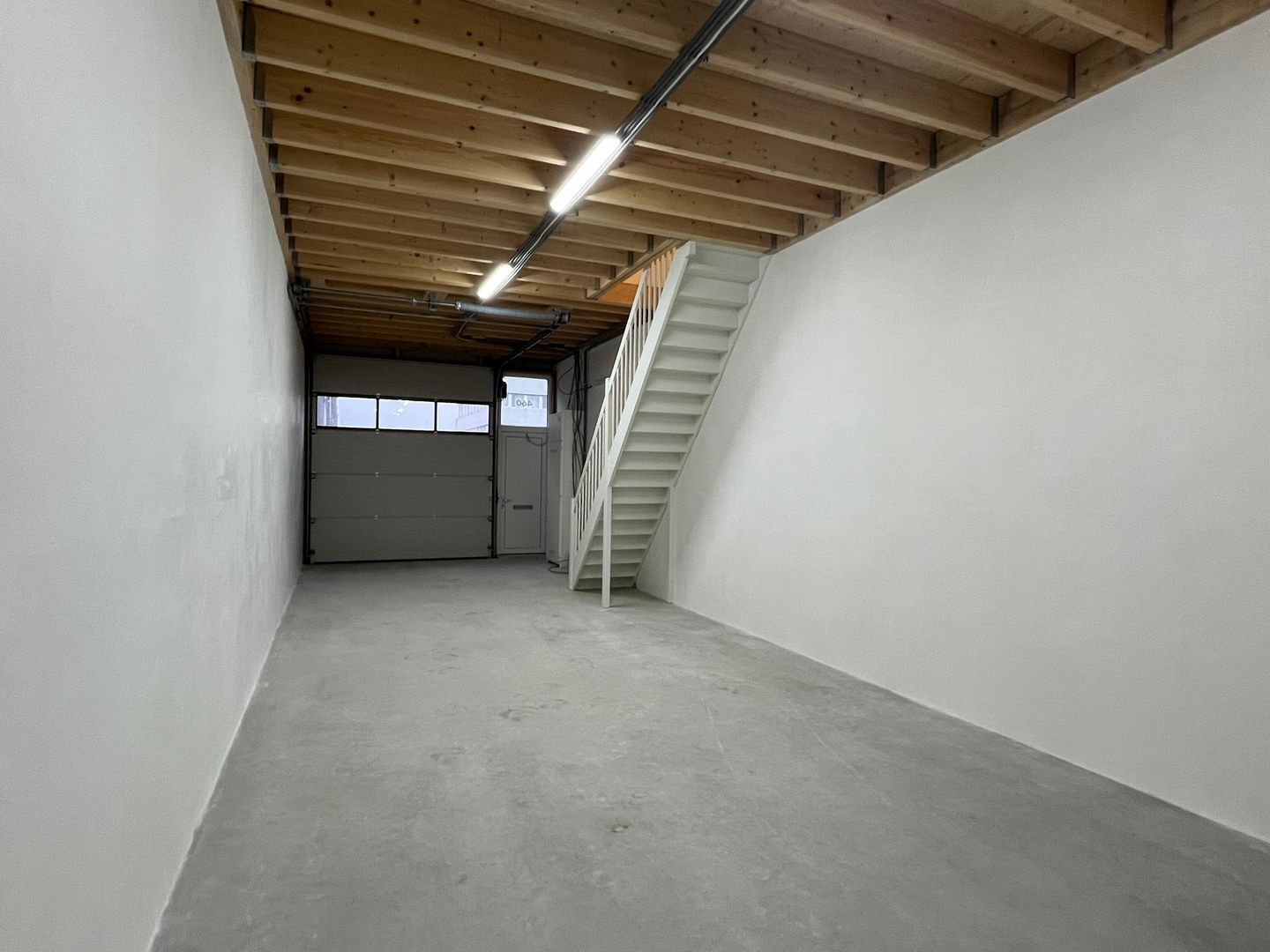 View photo 3 of Weurtseweg 460