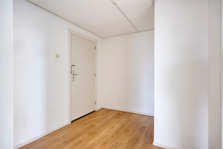 Photo 11 of Euterpelaan 46