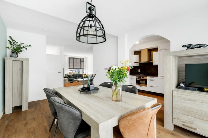 Photo 9 of Rossinistraat 61