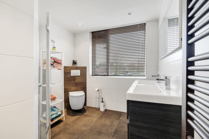 Photo 22 of Rossinistraat 61