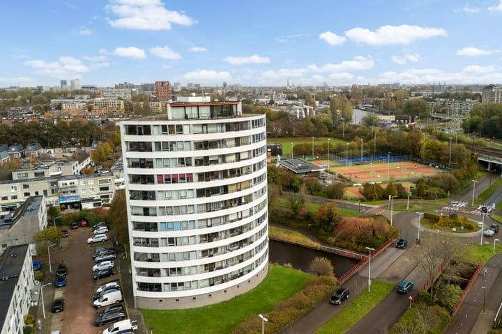 Foto 40 van Tine van Dethstraat 85