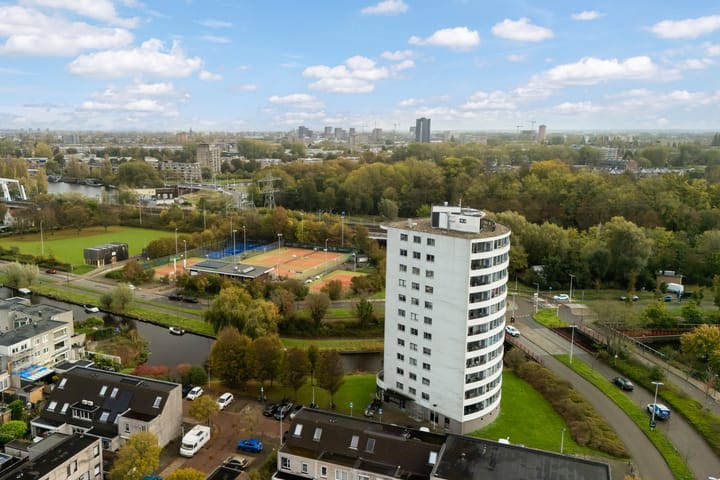 Foto 39 van Tine van Dethstraat 85