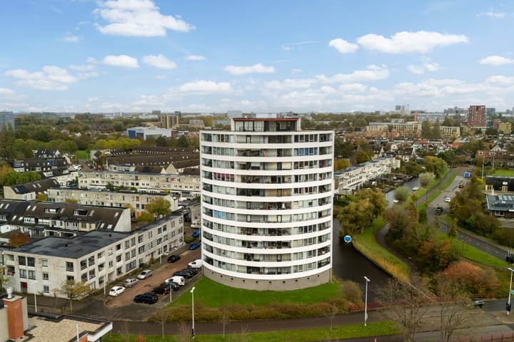 Foto 41 van Tine van Dethstraat 85