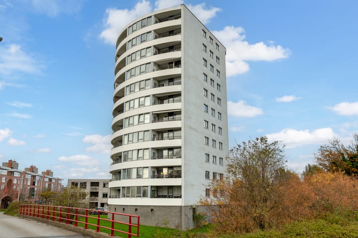 Foto 44 van Tine van Dethstraat 85