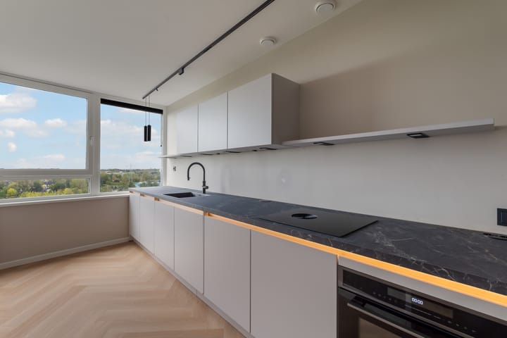 Foto 19 van Tine van Dethstraat 85