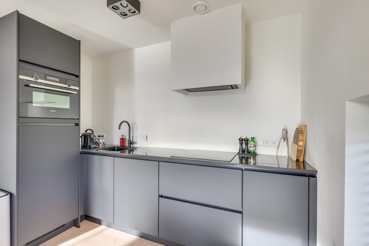 Photo 4 of Janssen & Fritsenplein 16