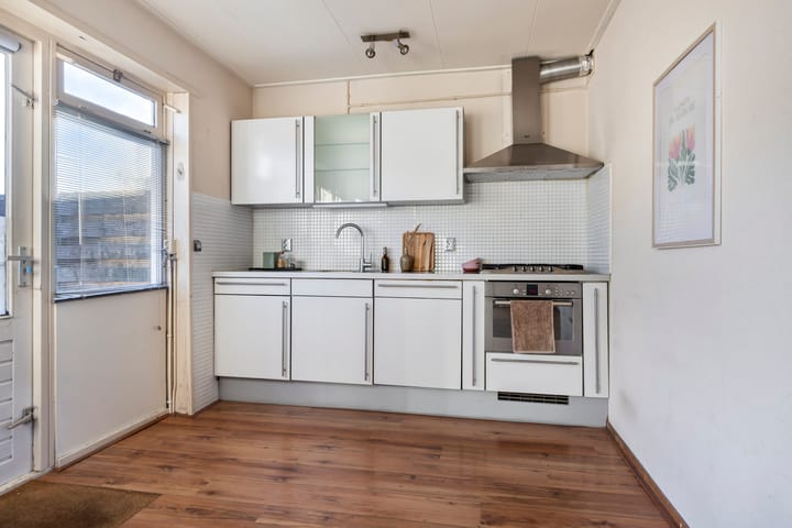 Foto 15 van Engwerd 6