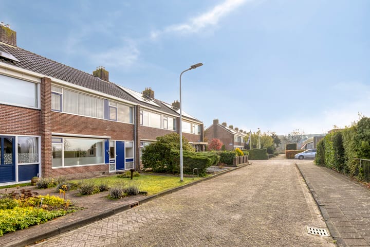 Foto 40 van Engwerd 6