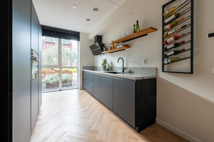 Foto 10 van Sergeant 31