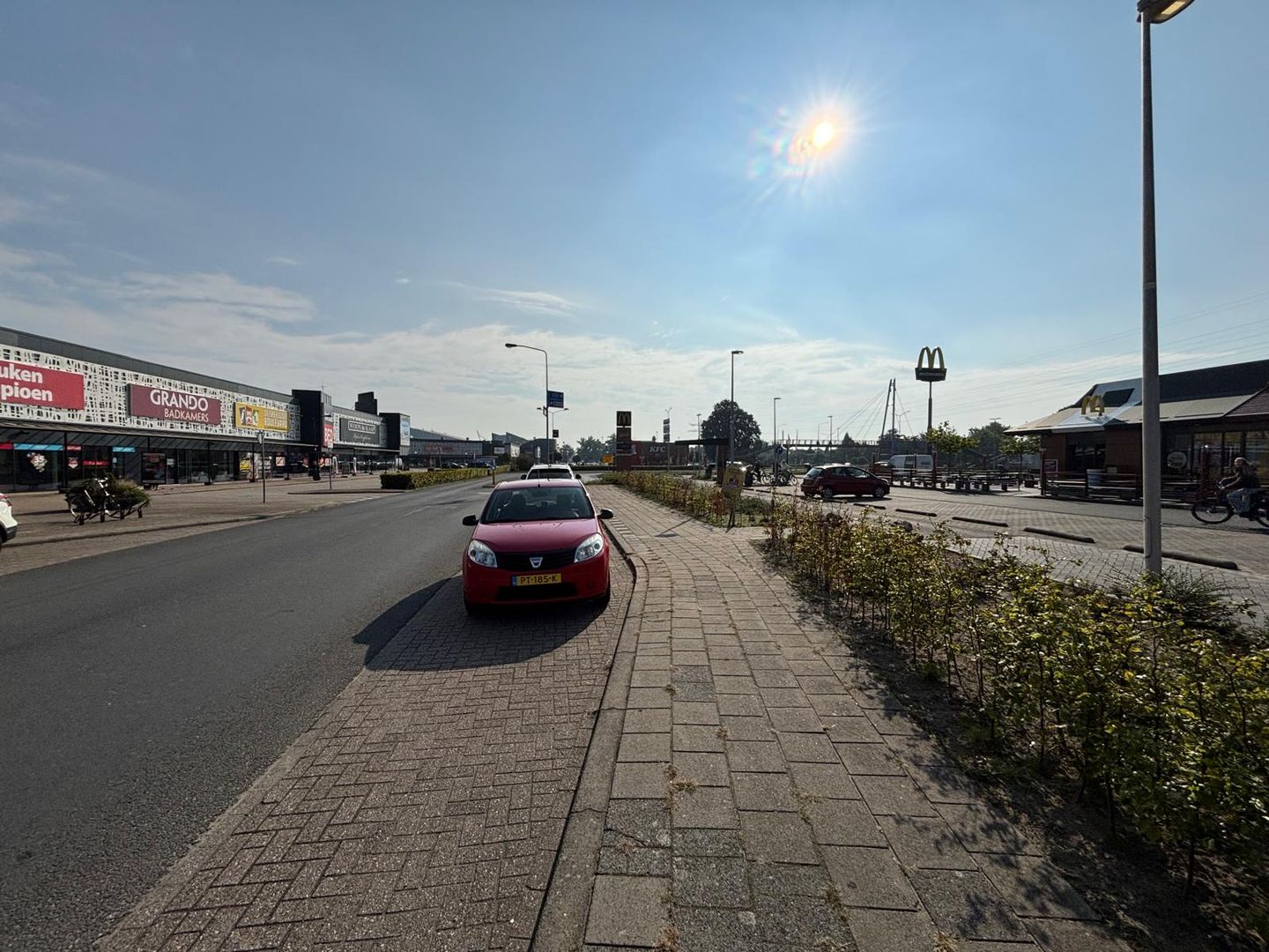 View photo 4 of Woonboulevard 20