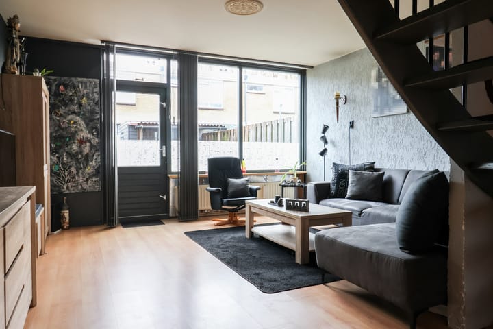 Foto 14 van Essenstraat 45