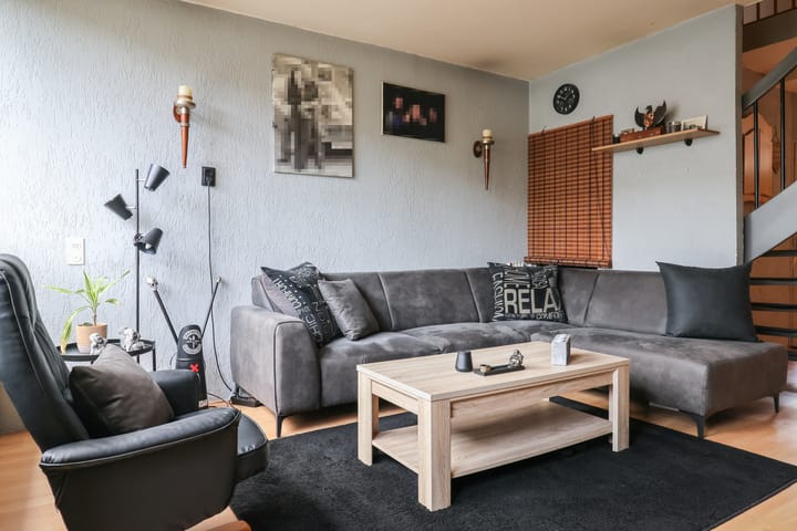 Foto 15 van Essenstraat 45