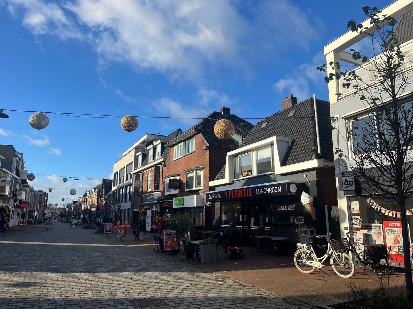 View photo 5 of Haarstraat 5