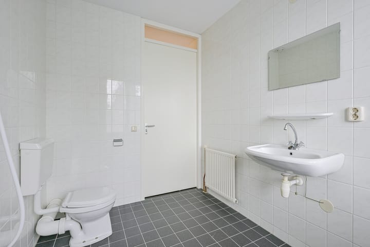 Photo 28 of Brink 23