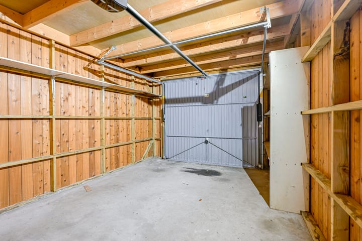 Photo 30 of Brink 23