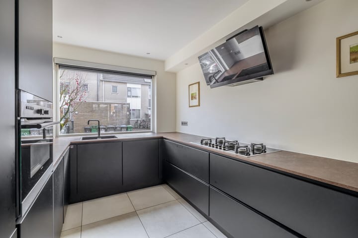 Foto 2 van Walmolenerf 24