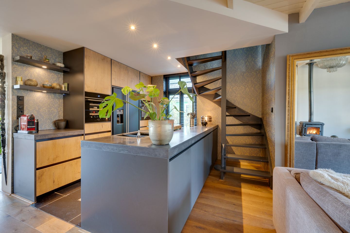 Photo 10 of Burgemeester Hoogenboomlaan 29