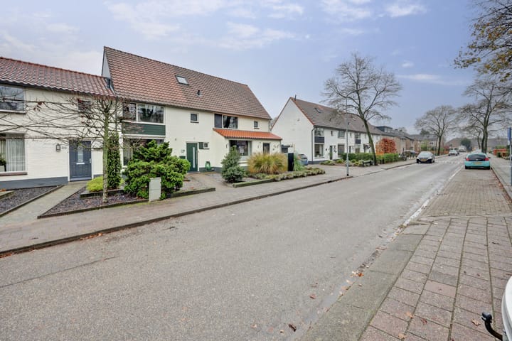 Foto 34 van Lugtenbergweg 28