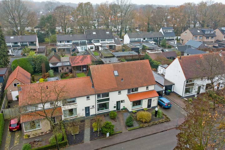 Foto 36 van Lugtenbergweg 28