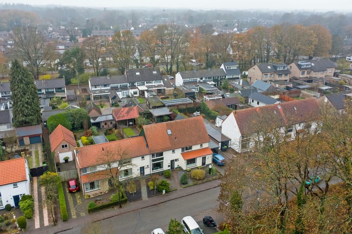 Foto 37 van Lugtenbergweg 28