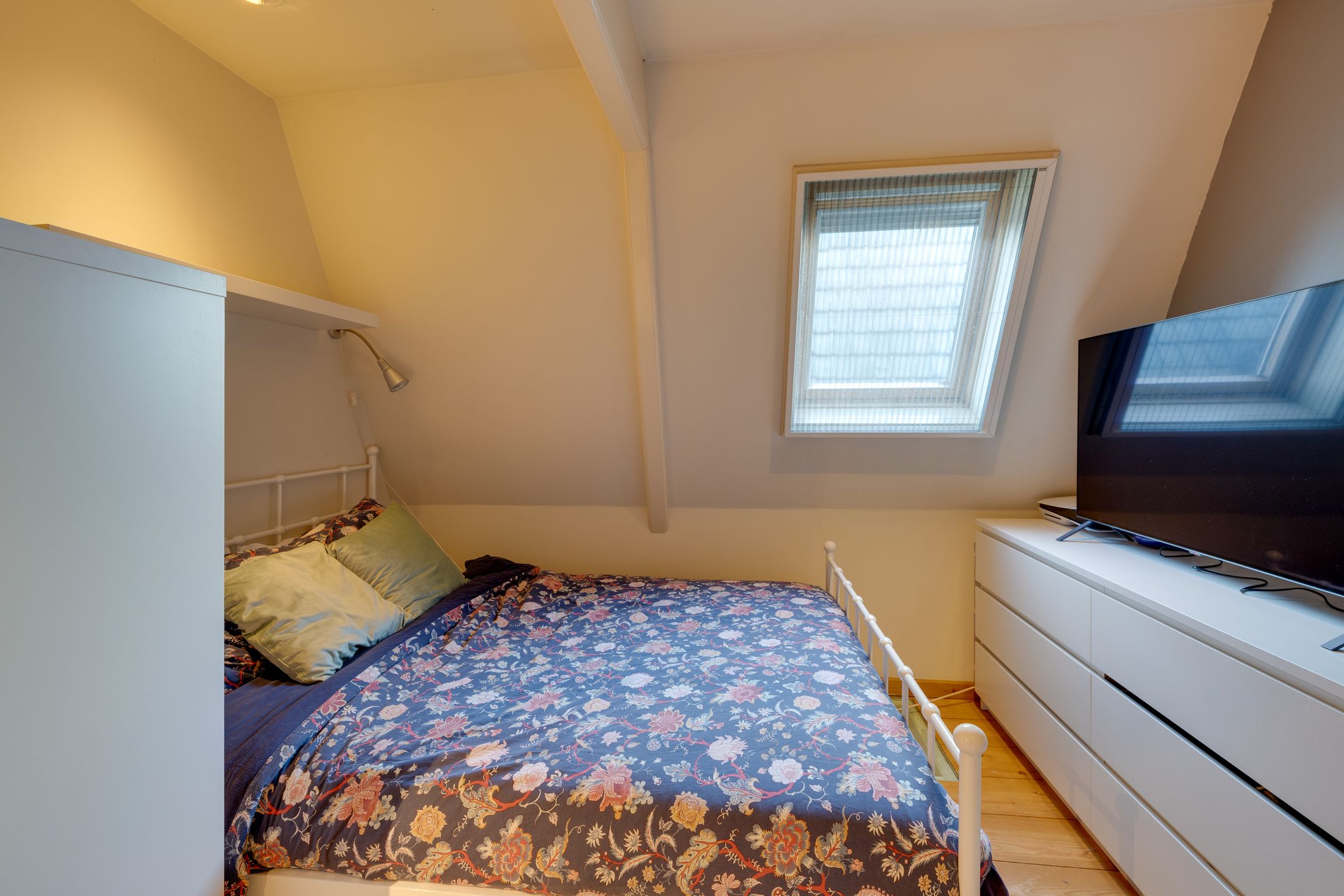 Photo 33 of Burgemeester Hoogenboomlaan 29