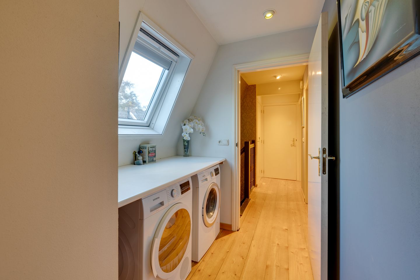 Photo 35 of Burgemeester Hoogenboomlaan 29