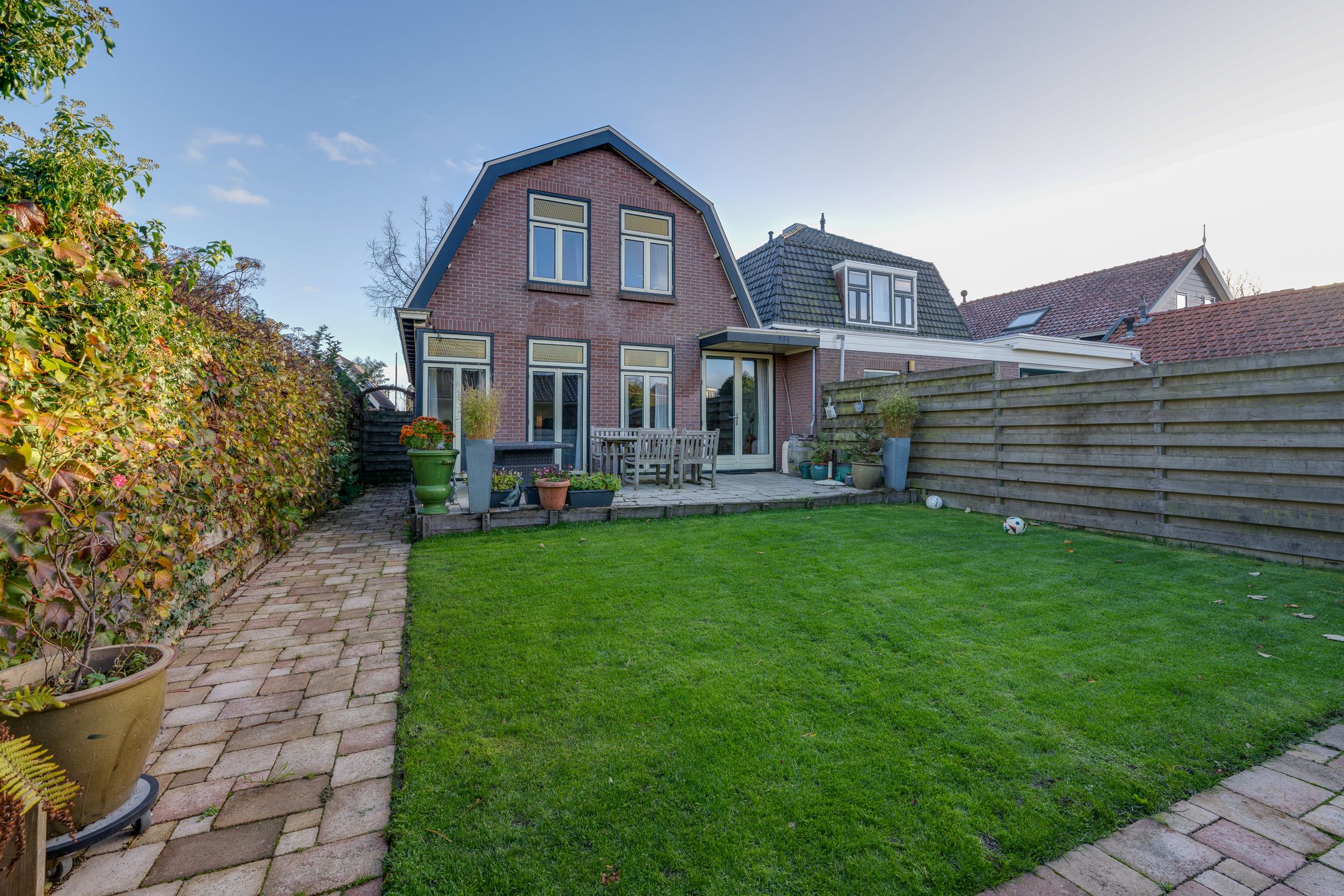 Photo 39 of Burgemeester Hoogenboomlaan 29