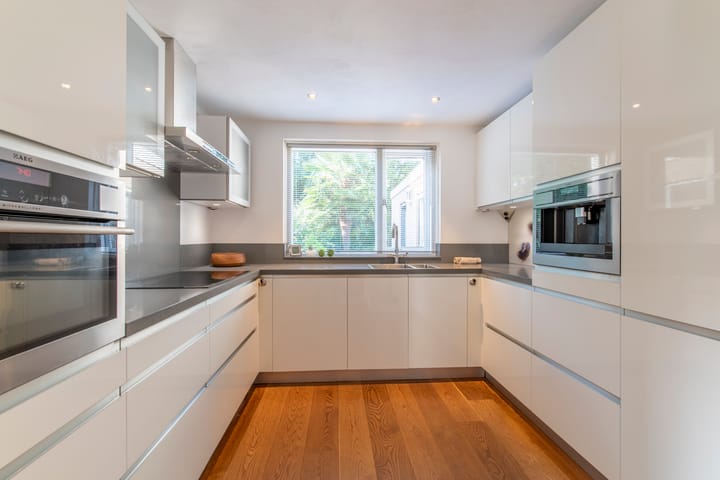 Photo 3 of Leeuwerik 44