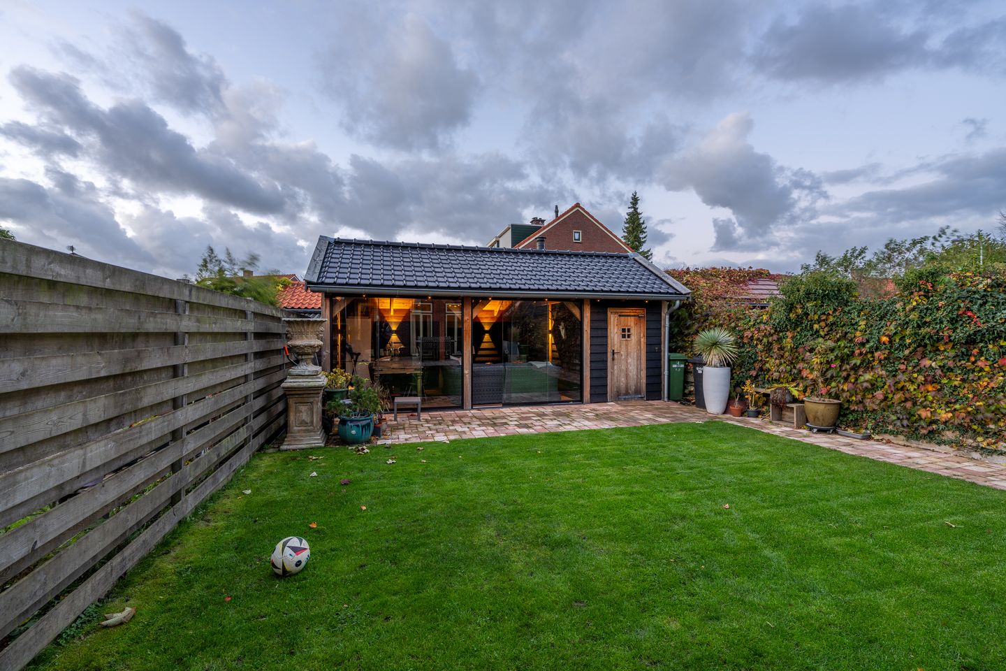 Photo 44 of Burgemeester Hoogenboomlaan 29