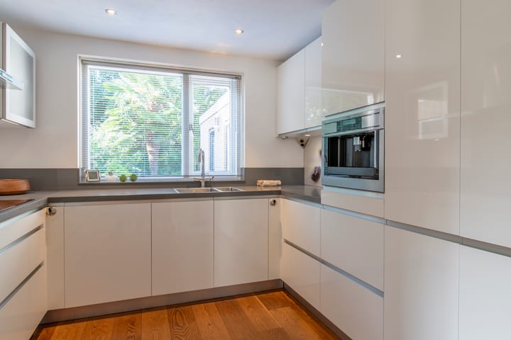 Photo 10 of Leeuwerik 44